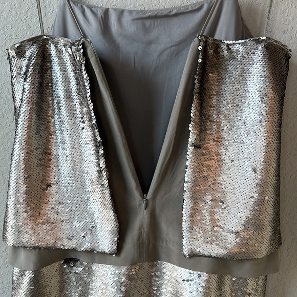Banana Republic Pewter Sequin Layered Spaghetti Strap Mini Dress Size 6 - Picture 11 of 16